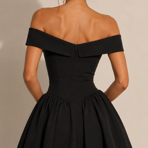 Noir Étoile Dress